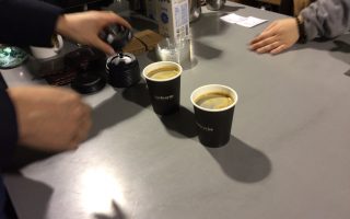 Anthracite COFFEE ROASTERS エントゥロサイト (앤트러사이트 커피 로스터즈)